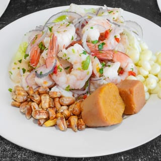 Ceviche Mixto